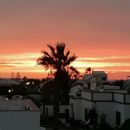 The White House With Pool - Lägenhet